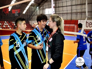 
<a style='margin-left: 5px;' class='btn btn-xs btn-social btn-facebook' href='https://www.facebook.com/sharer/sharer.php?u=https://ko-boladovale.web.getmuller.com.br/imgs/800-800-90/conteudo/fotos/2009/img2903.jpg' rel='popup' data-width='500' data-height='400'><i class='fa fa-facebook'></i>Compartilhar <span class='hidden-xs'>no Facebook</span>
</a> 
<a class='btn btn-default btn-xs' target='_blank' href='imgs/800-800-90/conteudo/fotos/2009/img2903.jpg'>
<span class='glyphicon glyphicon-cloud-download'></span> Salvar
</a> 
<span></span>