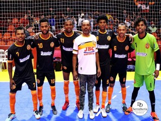 
<a style='margin-left: 5px;' class='btn btn-xs btn-social btn-facebook' href='https://www.facebook.com/sharer/sharer.php?u=https://ko-boladovale.web.getmuller.com.br/imgs/800-800-90/conteudo/fotos/2010/img2932.jpg' rel='popup' data-width='500' data-height='400'><i class='fa fa-facebook'></i>Compartilhar <span class='hidden-xs'>no Facebook</span>
</a> 
<a class='btn btn-default btn-xs' target='_blank' href='imgs/800-800-90/conteudo/fotos/2010/img2932.jpg'>
<span class='glyphicon glyphicon-cloud-download'></span> Salvar
</a> 
<span></span>