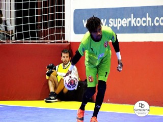 
<a style='margin-left: 5px;' class='btn btn-xs btn-social btn-facebook' href='https://www.facebook.com/sharer/sharer.php?u=https://ko-boladovale.web.getmuller.com.br/imgs/800-800-90/conteudo/fotos/2010/img9066.jpg' rel='popup' data-width='500' data-height='400'><i class='fa fa-facebook'></i>Compartilhar <span class='hidden-xs'>no Facebook</span>
</a> 
<a class='btn btn-default btn-xs' target='_blank' href='imgs/800-800-90/conteudo/fotos/2010/img9066.jpg'>
<span class='glyphicon glyphicon-cloud-download'></span> Salvar
</a> 
<span></span>