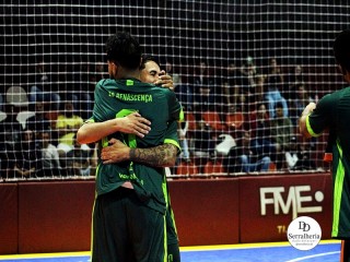 
<a style='margin-left: 5px;' class='btn btn-xs btn-social btn-facebook' href='https://www.facebook.com/sharer/sharer.php?u=https://ko-boladovale.web.getmuller.com.br/imgs/800-800-90/conteudo/fotos/2010/img9209.jpg' rel='popup' data-width='500' data-height='400'><i class='fa fa-facebook'></i>Compartilhar <span class='hidden-xs'>no Facebook</span>
</a> 
<a class='btn btn-default btn-xs' target='_blank' href='imgs/800-800-90/conteudo/fotos/2010/img9209.jpg'>
<span class='glyphicon glyphicon-cloud-download'></span> Salvar
</a> 
<span></span>