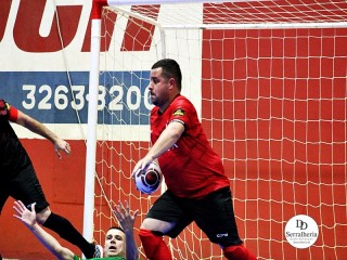 
<a style='margin-left: 5px;' class='btn btn-xs btn-social btn-facebook' href='https://www.facebook.com/sharer/sharer.php?u=https://ko-boladovale.web.getmuller.com.br/imgs/800-800-90/conteudo/fotos/2011/img9218.jpg' rel='popup' data-width='500' data-height='400'><i class='fa fa-facebook'></i>Compartilhar <span class='hidden-xs'>no Facebook</span>
</a> 
<a class='btn btn-default btn-xs' target='_blank' href='imgs/800-800-90/conteudo/fotos/2011/img9218.jpg'>
<span class='glyphicon glyphicon-cloud-download'></span> Salvar
</a> 
<span></span>