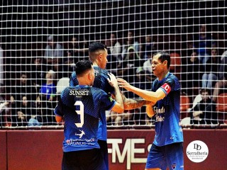 
<a style='margin-left: 5px;' class='btn btn-xs btn-social btn-facebook' href='https://www.facebook.com/sharer/sharer.php?u=https://ko-boladovale.web.getmuller.com.br/imgs/800-800-90/conteudo/fotos/2012/img9325.jpg' rel='popup' data-width='500' data-height='400'><i class='fa fa-facebook'></i>Compartilhar <span class='hidden-xs'>no Facebook</span>
</a> 
<a class='btn btn-default btn-xs' target='_blank' href='imgs/800-800-90/conteudo/fotos/2012/img9325.jpg'>
<span class='glyphicon glyphicon-cloud-download'></span> Salvar
</a> 
<span></span>