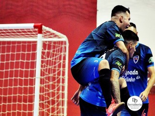 
<a style='margin-left: 5px;' class='btn btn-xs btn-social btn-facebook' href='https://www.facebook.com/sharer/sharer.php?u=https://ko-boladovale.web.getmuller.com.br/imgs/800-800-90/conteudo/fotos/2012/img9331.jpg' rel='popup' data-width='500' data-height='400'><i class='fa fa-facebook'></i>Compartilhar <span class='hidden-xs'>no Facebook</span>
</a> 
<a class='btn btn-default btn-xs' target='_blank' href='imgs/800-800-90/conteudo/fotos/2012/img9331.jpg'>
<span class='glyphicon glyphicon-cloud-download'></span> Salvar
</a> 
<span></span>