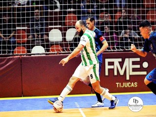 
<a style='margin-left: 5px;' class='btn btn-xs btn-social btn-facebook' href='https://www.facebook.com/sharer/sharer.php?u=https://ko-boladovale.web.getmuller.com.br/imgs/800-800-90/conteudo/fotos/2012/img9339.jpg' rel='popup' data-width='500' data-height='400'><i class='fa fa-facebook'></i>Compartilhar <span class='hidden-xs'>no Facebook</span>
</a> 
<a class='btn btn-default btn-xs' target='_blank' href='imgs/800-800-90/conteudo/fotos/2012/img9339.jpg'>
<span class='glyphicon glyphicon-cloud-download'></span> Salvar
</a> 
<span></span>