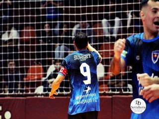 
<a style='margin-left: 5px;' class='btn btn-xs btn-social btn-facebook' href='https://www.facebook.com/sharer/sharer.php?u=https://ko-boladovale.web.getmuller.com.br/imgs/800-800-90/conteudo/fotos/2012/img9353.jpg' rel='popup' data-width='500' data-height='400'><i class='fa fa-facebook'></i>Compartilhar <span class='hidden-xs'>no Facebook</span>
</a> 
<a class='btn btn-default btn-xs' target='_blank' href='imgs/800-800-90/conteudo/fotos/2012/img9353.jpg'>
<span class='glyphicon glyphicon-cloud-download'></span> Salvar
</a> 
<span></span>