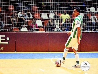 
<a style='margin-left: 5px;' class='btn btn-xs btn-social btn-facebook' href='https://www.facebook.com/sharer/sharer.php?u=https://ko-boladovale.web.getmuller.com.br/imgs/800-800-90/conteudo/fotos/2012/img9397.jpg' rel='popup' data-width='500' data-height='400'><i class='fa fa-facebook'></i>Compartilhar <span class='hidden-xs'>no Facebook</span>
</a> 
<a class='btn btn-default btn-xs' target='_blank' href='imgs/800-800-90/conteudo/fotos/2012/img9397.jpg'>
<span class='glyphicon glyphicon-cloud-download'></span> Salvar
</a> 
<span></span>