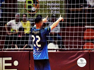 
<a style='margin-left: 5px;' class='btn btn-xs btn-social btn-facebook' href='https://www.facebook.com/sharer/sharer.php?u=https://ko-boladovale.web.getmuller.com.br/imgs/800-800-90/conteudo/fotos/2012/img9407.jpg' rel='popup' data-width='500' data-height='400'><i class='fa fa-facebook'></i>Compartilhar <span class='hidden-xs'>no Facebook</span>
</a> 
<a class='btn btn-default btn-xs' target='_blank' href='imgs/800-800-90/conteudo/fotos/2012/img9407.jpg'>
<span class='glyphicon glyphicon-cloud-download'></span> Salvar
</a> 
<span></span>