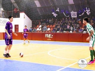 
<a style='margin-left: 5px;' class='btn btn-xs btn-social btn-facebook' href='https://www.facebook.com/sharer/sharer.php?u=https://ko-boladovale.web.getmuller.com.br/imgs/800-800-90/conteudo/fotos/2013/img2966.jpg' rel='popup' data-width='500' data-height='400'><i class='fa fa-facebook'></i>Compartilhar <span class='hidden-xs'>no Facebook</span>
</a> 
<a class='btn btn-default btn-xs' target='_blank' href='imgs/800-800-90/conteudo/fotos/2013/img2966.jpg'>
<span class='glyphicon glyphicon-cloud-download'></span> Salvar
</a> 
<span></span>