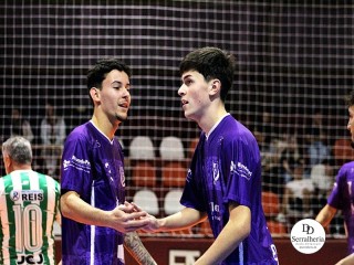 
<a style='margin-left: 5px;' class='btn btn-xs btn-social btn-facebook' href='https://www.facebook.com/sharer/sharer.php?u=https://ko-boladovale.web.getmuller.com.br/imgs/800-800-90/conteudo/fotos/2013/img9446.jpg' rel='popup' data-width='500' data-height='400'><i class='fa fa-facebook'></i>Compartilhar <span class='hidden-xs'>no Facebook</span>
</a> 
<a class='btn btn-default btn-xs' target='_blank' href='imgs/800-800-90/conteudo/fotos/2013/img9446.jpg'>
<span class='glyphicon glyphicon-cloud-download'></span> Salvar
</a> 
<span></span>