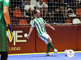 
<a style='margin-left: 5px;' class='btn btn-xs btn-social btn-facebook' href='https://www.facebook.com/sharer/sharer.php?u=https://ko-boladovale.web.getmuller.com.br/imgs/800-800-90/conteudo/fotos/2013/img9497.jpg' rel='popup' data-width='500' data-height='400'><i class='fa fa-facebook'></i>Compartilhar <span class='hidden-xs'>no Facebook</span>
</a> 
<a class='btn btn-default btn-xs' target='_blank' href='imgs/800-800-90/conteudo/fotos/2013/img9497.jpg'>
<span class='glyphicon glyphicon-cloud-download'></span> Salvar
</a> 
<span></span>