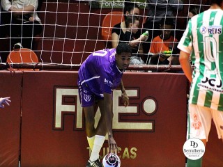 
<a style='margin-left: 5px;' class='btn btn-xs btn-social btn-facebook' href='https://www.facebook.com/sharer/sharer.php?u=https://ko-boladovale.web.getmuller.com.br/imgs/800-800-90/conteudo/fotos/2013/img9531.jpg' rel='popup' data-width='500' data-height='400'><i class='fa fa-facebook'></i>Compartilhar <span class='hidden-xs'>no Facebook</span>
</a> 
<a class='btn btn-default btn-xs' target='_blank' href='imgs/800-800-90/conteudo/fotos/2013/img9531.jpg'>
<span class='glyphicon glyphicon-cloud-download'></span> Salvar
</a> 
<span></span>