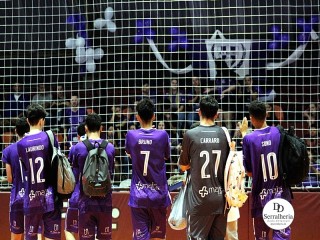 
<a style='margin-left: 5px;' class='btn btn-xs btn-social btn-facebook' href='https://www.facebook.com/sharer/sharer.php?u=https://ko-boladovale.web.getmuller.com.br/imgs/800-800-90/conteudo/fotos/2013/img9535.jpg' rel='popup' data-width='500' data-height='400'><i class='fa fa-facebook'></i>Compartilhar <span class='hidden-xs'>no Facebook</span>
</a> 
<a class='btn btn-default btn-xs' target='_blank' href='imgs/800-800-90/conteudo/fotos/2013/img9535.jpg'>
<span class='glyphicon glyphicon-cloud-download'></span> Salvar
</a> 
<span></span>