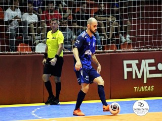 
<a style='margin-left: 5px;' class='btn btn-xs btn-social btn-facebook' href='https://www.facebook.com/sharer/sharer.php?u=https://ko-boladovale.web.getmuller.com.br/imgs/800-800-90/conteudo/fotos/2014/img9546.jpg' rel='popup' data-width='500' data-height='400'><i class='fa fa-facebook'></i>Compartilhar <span class='hidden-xs'>no Facebook</span>
</a> 
<a class='btn btn-default btn-xs' target='_blank' href='imgs/800-800-90/conteudo/fotos/2014/img9546.jpg'>
<span class='glyphicon glyphicon-cloud-download'></span> Salvar
</a> 
<span></span>