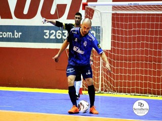 
<a style='margin-left: 5px;' class='btn btn-xs btn-social btn-facebook' href='https://www.facebook.com/sharer/sharer.php?u=https://ko-boladovale.web.getmuller.com.br/imgs/800-800-90/conteudo/fotos/2014/img9548.jpg' rel='popup' data-width='500' data-height='400'><i class='fa fa-facebook'></i>Compartilhar <span class='hidden-xs'>no Facebook</span>
</a> 
<a class='btn btn-default btn-xs' target='_blank' href='imgs/800-800-90/conteudo/fotos/2014/img9548.jpg'>
<span class='glyphicon glyphicon-cloud-download'></span> Salvar
</a> 
<span></span>