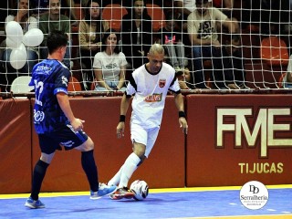 
<a style='margin-left: 5px;' class='btn btn-xs btn-social btn-facebook' href='https://www.facebook.com/sharer/sharer.php?u=https://ko-boladovale.web.getmuller.com.br/imgs/800-800-90/conteudo/fotos/2014/img9561.jpg' rel='popup' data-width='500' data-height='400'><i class='fa fa-facebook'></i>Compartilhar <span class='hidden-xs'>no Facebook</span>
</a> 
<a class='btn btn-default btn-xs' target='_blank' href='imgs/800-800-90/conteudo/fotos/2014/img9561.jpg'>
<span class='glyphicon glyphicon-cloud-download'></span> Salvar
</a> 
<span></span>