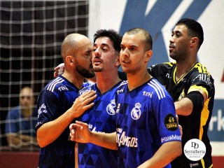 
<a style='margin-left: 5px;' class='btn btn-xs btn-social btn-facebook' href='https://www.facebook.com/sharer/sharer.php?u=https://ko-boladovale.web.getmuller.com.br/imgs/800-800-90/conteudo/fotos/2014/img9585.jpg' rel='popup' data-width='500' data-height='400'><i class='fa fa-facebook'></i>Compartilhar <span class='hidden-xs'>no Facebook</span>
</a> 
<a class='btn btn-default btn-xs' target='_blank' href='imgs/800-800-90/conteudo/fotos/2014/img9585.jpg'>
<span class='glyphicon glyphicon-cloud-download'></span> Salvar
</a> 
<span></span>