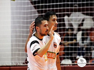 
<a style='margin-left: 5px;' class='btn btn-xs btn-social btn-facebook' href='https://www.facebook.com/sharer/sharer.php?u=https://ko-boladovale.web.getmuller.com.br/imgs/800-800-90/conteudo/fotos/2014/img9673.jpg' rel='popup' data-width='500' data-height='400'><i class='fa fa-facebook'></i>Compartilhar <span class='hidden-xs'>no Facebook</span>
</a> 
<a class='btn btn-default btn-xs' target='_blank' href='imgs/800-800-90/conteudo/fotos/2014/img9673.jpg'>
<span class='glyphicon glyphicon-cloud-download'></span> Salvar
</a> 
<span></span>