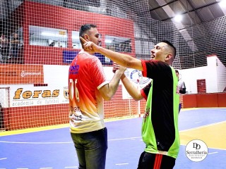 
<a style='margin-left: 5px;' class='btn btn-xs btn-social btn-facebook' href='https://www.facebook.com/sharer/sharer.php?u=https://ko-boladovale.web.getmuller.com.br/imgs/800-800-90/conteudo/fotos/2015/img2999.jpg' rel='popup' data-width='500' data-height='400'><i class='fa fa-facebook'></i>Compartilhar <span class='hidden-xs'>no Facebook</span>
</a> 
<a class='btn btn-default btn-xs' target='_blank' href='imgs/800-800-90/conteudo/fotos/2015/img2999.jpg'>
<span class='glyphicon glyphicon-cloud-download'></span> Salvar
</a> 
<span></span>