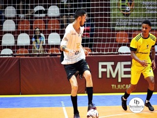 
<a style='margin-left: 5px;' class='btn btn-xs btn-social btn-facebook' href='https://www.facebook.com/sharer/sharer.php?u=https://ko-boladovale.web.getmuller.com.br/imgs/800-800-90/conteudo/fotos/2016/img9856.jpg' rel='popup' data-width='500' data-height='400'><i class='fa fa-facebook'></i>Compartilhar <span class='hidden-xs'>no Facebook</span>
</a> 
<a class='btn btn-default btn-xs' target='_blank' href='imgs/800-800-90/conteudo/fotos/2016/img9856.jpg'>
<span class='glyphicon glyphicon-cloud-download'></span> Salvar
</a> 
<span></span>