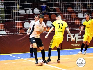 
<a style='margin-left: 5px;' class='btn btn-xs btn-social btn-facebook' href='https://www.facebook.com/sharer/sharer.php?u=https://ko-boladovale.web.getmuller.com.br/imgs/800-800-90/conteudo/fotos/2016/img9879.jpg' rel='popup' data-width='500' data-height='400'><i class='fa fa-facebook'></i>Compartilhar <span class='hidden-xs'>no Facebook</span>
</a> 
<a class='btn btn-default btn-xs' target='_blank' href='imgs/800-800-90/conteudo/fotos/2016/img9879.jpg'>
<span class='glyphicon glyphicon-cloud-download'></span> Salvar
</a> 
<span></span>