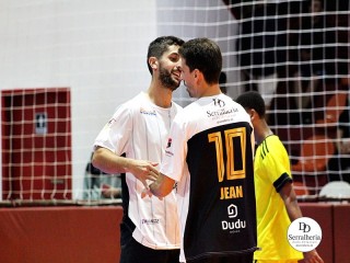 
<a style='margin-left: 5px;' class='btn btn-xs btn-social btn-facebook' href='https://www.facebook.com/sharer/sharer.php?u=https://ko-boladovale.web.getmuller.com.br/imgs/800-800-90/conteudo/fotos/2016/img9916.jpg' rel='popup' data-width='500' data-height='400'><i class='fa fa-facebook'></i>Compartilhar <span class='hidden-xs'>no Facebook</span>
</a> 
<a class='btn btn-default btn-xs' target='_blank' href='imgs/800-800-90/conteudo/fotos/2016/img9916.jpg'>
<span class='glyphicon glyphicon-cloud-download'></span> Salvar
</a> 
<span></span>