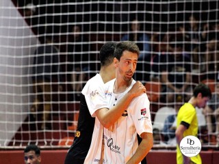 
<a style='margin-left: 5px;' class='btn btn-xs btn-social btn-facebook' href='https://www.facebook.com/sharer/sharer.php?u=https://ko-boladovale.web.getmuller.com.br/imgs/800-800-90/conteudo/fotos/2016/img9918.jpg' rel='popup' data-width='500' data-height='400'><i class='fa fa-facebook'></i>Compartilhar <span class='hidden-xs'>no Facebook</span>
</a> 
<a class='btn btn-default btn-xs' target='_blank' href='imgs/800-800-90/conteudo/fotos/2016/img9918.jpg'>
<span class='glyphicon glyphicon-cloud-download'></span> Salvar
</a> 
<span></span>