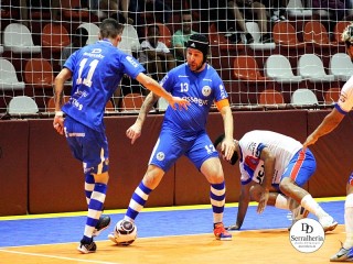 
<a style='margin-left: 5px;' class='btn btn-xs btn-social btn-facebook' href='https://www.facebook.com/sharer/sharer.php?u=https://ko-boladovale.web.getmuller.com.br/imgs/800-800-90/conteudo/fotos/2017/img0007.jpg' rel='popup' data-width='500' data-height='400'><i class='fa fa-facebook'></i>Compartilhar <span class='hidden-xs'>no Facebook</span>
</a> 
<a class='btn btn-default btn-xs' target='_blank' href='imgs/800-800-90/conteudo/fotos/2017/img0007.jpg'>
<span class='glyphicon glyphicon-cloud-download'></span> Salvar
</a> 
<span></span>