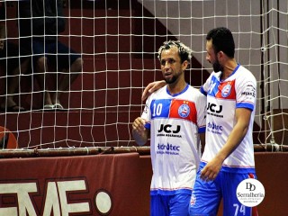 
<a style='margin-left: 5px;' class='btn btn-xs btn-social btn-facebook' href='https://www.facebook.com/sharer/sharer.php?u=https://ko-boladovale.web.getmuller.com.br/imgs/800-800-90/conteudo/fotos/2017/img9975.jpg' rel='popup' data-width='500' data-height='400'><i class='fa fa-facebook'></i>Compartilhar <span class='hidden-xs'>no Facebook</span>
</a> 
<a class='btn btn-default btn-xs' target='_blank' href='imgs/800-800-90/conteudo/fotos/2017/img9975.jpg'>
<span class='glyphicon glyphicon-cloud-download'></span> Salvar
</a> 
<span></span>