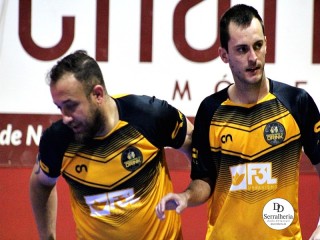 
<a style='margin-left: 5px;' class='btn btn-xs btn-social btn-facebook' href='https://www.facebook.com/sharer/sharer.php?u=https://ko-boladovale.web.getmuller.com.br/imgs/800-800-90/conteudo/fotos/2018/img0044.jpg' rel='popup' data-width='500' data-height='400'><i class='fa fa-facebook'></i>Compartilhar <span class='hidden-xs'>no Facebook</span>
</a> 
<a class='btn btn-default btn-xs' target='_blank' href='imgs/800-800-90/conteudo/fotos/2018/img0044.jpg'>
<span class='glyphicon glyphicon-cloud-download'></span> Salvar
</a> 
<span></span>