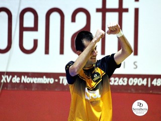 
<a style='margin-left: 5px;' class='btn btn-xs btn-social btn-facebook' href='https://www.facebook.com/sharer/sharer.php?u=https://ko-boladovale.web.getmuller.com.br/imgs/800-800-90/conteudo/fotos/2018/img0045.jpg' rel='popup' data-width='500' data-height='400'><i class='fa fa-facebook'></i>Compartilhar <span class='hidden-xs'>no Facebook</span>
</a> 
<a class='btn btn-default btn-xs' target='_blank' href='imgs/800-800-90/conteudo/fotos/2018/img0045.jpg'>
<span class='glyphicon glyphicon-cloud-download'></span> Salvar
</a> 
<span></span>