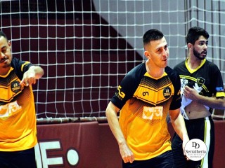 
<a style='margin-left: 5px;' class='btn btn-xs btn-social btn-facebook' href='https://www.facebook.com/sharer/sharer.php?u=https://ko-boladovale.web.getmuller.com.br/imgs/800-800-90/conteudo/fotos/2018/img0079.jpg' rel='popup' data-width='500' data-height='400'><i class='fa fa-facebook'></i>Compartilhar <span class='hidden-xs'>no Facebook</span>
</a> 
<a class='btn btn-default btn-xs' target='_blank' href='imgs/800-800-90/conteudo/fotos/2018/img0079.jpg'>
<span class='glyphicon glyphicon-cloud-download'></span> Salvar
</a> 
<span></span>