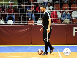 
<a style='margin-left: 5px;' class='btn btn-xs btn-social btn-facebook' href='https://www.facebook.com/sharer/sharer.php?u=https://ko-boladovale.web.getmuller.com.br/imgs/800-800-90/conteudo/fotos/2019/img0210.jpg' rel='popup' data-width='500' data-height='400'><i class='fa fa-facebook'></i>Compartilhar <span class='hidden-xs'>no Facebook</span>
</a> 
<a class='btn btn-default btn-xs' target='_blank' href='imgs/800-800-90/conteudo/fotos/2019/img0210.jpg'>
<span class='glyphicon glyphicon-cloud-download'></span> Salvar
</a> 
<span></span>