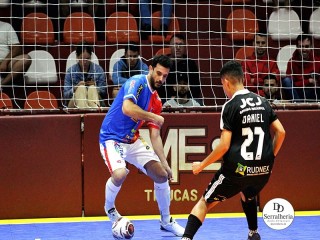 
<a style='margin-left: 5px;' class='btn btn-xs btn-social btn-facebook' href='https://www.facebook.com/sharer/sharer.php?u=https://ko-boladovale.web.getmuller.com.br/imgs/800-800-90/conteudo/fotos/2019/img0220.jpg' rel='popup' data-width='500' data-height='400'><i class='fa fa-facebook'></i>Compartilhar <span class='hidden-xs'>no Facebook</span>
</a> 
<a class='btn btn-default btn-xs' target='_blank' href='imgs/800-800-90/conteudo/fotos/2019/img0220.jpg'>
<span class='glyphicon glyphicon-cloud-download'></span> Salvar
</a> 
<span></span>