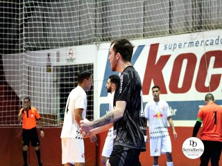 
<a style='margin-left: 5px;' class='btn btn-xs btn-social btn-facebook' href='https://www.facebook.com/sharer/sharer.php?u=https://ko-boladovale.web.getmuller.com.br/imgs/800-800-90/conteudo/fotos/2020/img0283.jpg' rel='popup' data-width='500' data-height='400'><i class='fa fa-facebook'></i>Compartilhar <span class='hidden-xs'>no Facebook</span>
</a> 
<a class='btn btn-default btn-xs' target='_blank' href='imgs/800-800-90/conteudo/fotos/2020/img0283.jpg'>
<span class='glyphicon glyphicon-cloud-download'></span> Salvar
</a> 
<span></span>