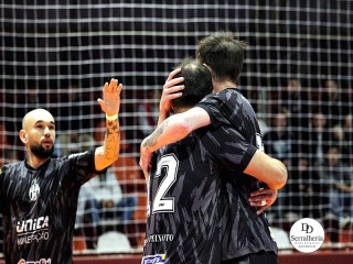 
<a style='margin-left: 5px;' class='btn btn-xs btn-social btn-facebook' href='https://www.facebook.com/sharer/sharer.php?u=https://ko-boladovale.web.getmuller.com.br/imgs/800-800-90/conteudo/fotos/2020/img0285.jpg' rel='popup' data-width='500' data-height='400'><i class='fa fa-facebook'></i>Compartilhar <span class='hidden-xs'>no Facebook</span>
</a> 
<a class='btn btn-default btn-xs' target='_blank' href='imgs/800-800-90/conteudo/fotos/2020/img0285.jpg'>
<span class='glyphicon glyphicon-cloud-download'></span> Salvar
</a> 
<span></span>