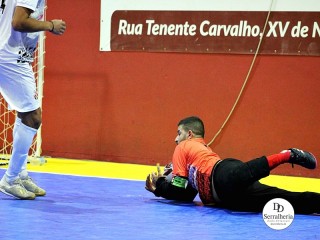 
<a style='margin-left: 5px;' class='btn btn-xs btn-social btn-facebook' href='https://www.facebook.com/sharer/sharer.php?u=https://ko-boladovale.web.getmuller.com.br/imgs/800-800-90/conteudo/fotos/2020/img0308.jpg' rel='popup' data-width='500' data-height='400'><i class='fa fa-facebook'></i>Compartilhar <span class='hidden-xs'>no Facebook</span>
</a> 
<a class='btn btn-default btn-xs' target='_blank' href='imgs/800-800-90/conteudo/fotos/2020/img0308.jpg'>
<span class='glyphicon glyphicon-cloud-download'></span> Salvar
</a> 
<span></span>