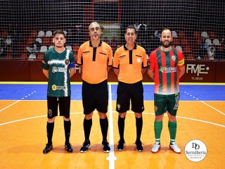 
<a style='margin-left: 5px;' class='btn btn-xs btn-social btn-facebook' href='https://www.facebook.com/sharer/sharer.php?u=https://ko-boladovale.web.getmuller.com.br/imgs/800-800-90/conteudo/fotos/2021/img0400.jpg' rel='popup' data-width='500' data-height='400'><i class='fa fa-facebook'></i>Compartilhar <span class='hidden-xs'>no Facebook</span>
</a> 
<a class='btn btn-default btn-xs' target='_blank' href='imgs/800-800-90/conteudo/fotos/2021/img0400.jpg'>
<span class='glyphicon glyphicon-cloud-download'></span> Salvar
</a> 
<span></span>