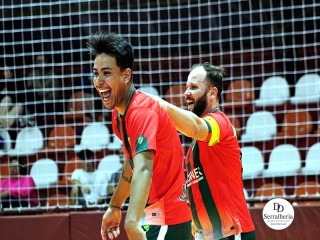 
<a style='margin-left: 5px;' class='btn btn-xs btn-social btn-facebook' href='https://www.facebook.com/sharer/sharer.php?u=https://ko-boladovale.web.getmuller.com.br/imgs/800-800-90/conteudo/fotos/2021/img0484.jpg' rel='popup' data-width='500' data-height='400'><i class='fa fa-facebook'></i>Compartilhar <span class='hidden-xs'>no Facebook</span>
</a> 
<a class='btn btn-default btn-xs' target='_blank' href='imgs/800-800-90/conteudo/fotos/2021/img0484.jpg'>
<span class='glyphicon glyphicon-cloud-download'></span> Salvar
</a> 
<span></span>