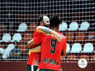 
<a style='margin-left: 5px;' class='btn btn-xs btn-social btn-facebook' href='https://www.facebook.com/sharer/sharer.php?u=https://ko-boladovale.web.getmuller.com.br/imgs/800-800-90/conteudo/fotos/2021/img0493.jpg' rel='popup' data-width='500' data-height='400'><i class='fa fa-facebook'></i>Compartilhar <span class='hidden-xs'>no Facebook</span>
</a> 
<a class='btn btn-default btn-xs' target='_blank' href='imgs/800-800-90/conteudo/fotos/2021/img0493.jpg'>
<span class='glyphicon glyphicon-cloud-download'></span> Salvar
</a> 
<span></span>