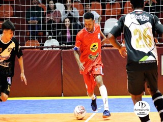 
<a style='margin-left: 5px;' class='btn btn-xs btn-social btn-facebook' href='https://www.facebook.com/sharer/sharer.php?u=https://ko-boladovale.web.getmuller.com.br/imgs/800-800-90/conteudo/fotos/2022/img3759.jpg' rel='popup' data-width='500' data-height='400'><i class='fa fa-facebook'></i>Compartilhar <span class='hidden-xs'>no Facebook</span>
</a> 
<a class='btn btn-default btn-xs' target='_blank' href='imgs/800-800-90/conteudo/fotos/2022/img3759.jpg'>
<span class='glyphicon glyphicon-cloud-download'></span> Salvar
</a> 
<span></span>