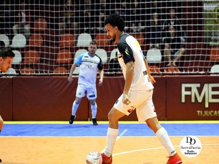 
<a style='margin-left: 5px;' class='btn btn-xs btn-social btn-facebook' href='https://www.facebook.com/sharer/sharer.php?u=https://ko-boladovale.web.getmuller.com.br/imgs/800-800-90/conteudo/fotos/2023/img3798.jpg' rel='popup' data-width='500' data-height='400'><i class='fa fa-facebook'></i>Compartilhar <span class='hidden-xs'>no Facebook</span>
</a> 
<a class='btn btn-default btn-xs' target='_blank' href='imgs/800-800-90/conteudo/fotos/2023/img3798.jpg'>
<span class='glyphicon glyphicon-cloud-download'></span> Salvar
</a> 
<span></span>