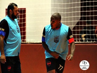 
<a style='margin-left: 5px;' class='btn btn-xs btn-social btn-facebook' href='https://www.facebook.com/sharer/sharer.php?u=https://ko-boladovale.web.getmuller.com.br/imgs/800-800-90/conteudo/fotos/2024/img3914.jpg' rel='popup' data-width='500' data-height='400'><i class='fa fa-facebook'></i>Compartilhar <span class='hidden-xs'>no Facebook</span>
</a> 
<a class='btn btn-default btn-xs' target='_blank' href='imgs/800-800-90/conteudo/fotos/2024/img3914.jpg'>
<span class='glyphicon glyphicon-cloud-download'></span> Salvar
</a> 
<span></span>