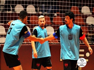 
<a style='margin-left: 5px;' class='btn btn-xs btn-social btn-facebook' href='https://www.facebook.com/sharer/sharer.php?u=https://ko-boladovale.web.getmuller.com.br/imgs/800-800-90/conteudo/fotos/2024/img3943.jpg' rel='popup' data-width='500' data-height='400'><i class='fa fa-facebook'></i>Compartilhar <span class='hidden-xs'>no Facebook</span>
</a> 
<a class='btn btn-default btn-xs' target='_blank' href='imgs/800-800-90/conteudo/fotos/2024/img3943.jpg'>
<span class='glyphicon glyphicon-cloud-download'></span> Salvar
</a> 
<span></span>