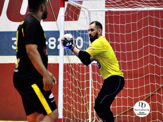 
<a style='margin-left: 5px;' class='btn btn-xs btn-social btn-facebook' href='https://www.facebook.com/sharer/sharer.php?u=https://ko-boladovale.web.getmuller.com.br/imgs/800-800-90/conteudo/fotos/2024/img3954.jpg' rel='popup' data-width='500' data-height='400'><i class='fa fa-facebook'></i>Compartilhar <span class='hidden-xs'>no Facebook</span>
</a> 
<a class='btn btn-default btn-xs' target='_blank' href='imgs/800-800-90/conteudo/fotos/2024/img3954.jpg'>
<span class='glyphicon glyphicon-cloud-download'></span> Salvar
</a> 
<span></span>