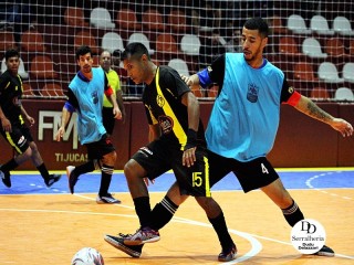 
<a style='margin-left: 5px;' class='btn btn-xs btn-social btn-facebook' href='https://www.facebook.com/sharer/sharer.php?u=https://ko-boladovale.web.getmuller.com.br/imgs/800-800-90/conteudo/fotos/2024/img3971.jpg' rel='popup' data-width='500' data-height='400'><i class='fa fa-facebook'></i>Compartilhar <span class='hidden-xs'>no Facebook</span>
</a> 
<a class='btn btn-default btn-xs' target='_blank' href='imgs/800-800-90/conteudo/fotos/2024/img3971.jpg'>
<span class='glyphicon glyphicon-cloud-download'></span> Salvar
</a> 
<span></span>