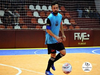 
<a style='margin-left: 5px;' class='btn btn-xs btn-social btn-facebook' href='https://www.facebook.com/sharer/sharer.php?u=https://ko-boladovale.web.getmuller.com.br/imgs/800-800-90/conteudo/fotos/2024/img3974.jpg' rel='popup' data-width='500' data-height='400'><i class='fa fa-facebook'></i>Compartilhar <span class='hidden-xs'>no Facebook</span>
</a> 
<a class='btn btn-default btn-xs' target='_blank' href='imgs/800-800-90/conteudo/fotos/2024/img3974.jpg'>
<span class='glyphicon glyphicon-cloud-download'></span> Salvar
</a> 
<span></span>