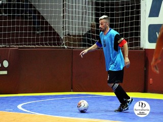 
<a style='margin-left: 5px;' class='btn btn-xs btn-social btn-facebook' href='https://www.facebook.com/sharer/sharer.php?u=https://ko-boladovale.web.getmuller.com.br/imgs/800-800-90/conteudo/fotos/2024/img3976.jpg' rel='popup' data-width='500' data-height='400'><i class='fa fa-facebook'></i>Compartilhar <span class='hidden-xs'>no Facebook</span>
</a> 
<a class='btn btn-default btn-xs' target='_blank' href='imgs/800-800-90/conteudo/fotos/2024/img3976.jpg'>
<span class='glyphicon glyphicon-cloud-download'></span> Salvar
</a> 
<span></span>