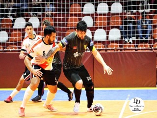 
<a style='margin-left: 5px;' class='btn btn-xs btn-social btn-facebook' href='https://www.facebook.com/sharer/sharer.php?u=https://ko-boladovale.web.getmuller.com.br/imgs/800-800-90/conteudo/fotos/2025/img4061.jpg' rel='popup' data-width='500' data-height='400'><i class='fa fa-facebook'></i>Compartilhar <span class='hidden-xs'>no Facebook</span>
</a> 
<a class='btn btn-default btn-xs' target='_blank' href='imgs/800-800-90/conteudo/fotos/2025/img4061.jpg'>
<span class='glyphicon glyphicon-cloud-download'></span> Salvar
</a> 
<span></span>