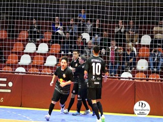 
<a style='margin-left: 5px;' class='btn btn-xs btn-social btn-facebook' href='https://www.facebook.com/sharer/sharer.php?u=https://ko-boladovale.web.getmuller.com.br/imgs/800-800-90/conteudo/fotos/2027/img4131.jpg' rel='popup' data-width='500' data-height='400'><i class='fa fa-facebook'></i>Compartilhar <span class='hidden-xs'>no Facebook</span>
</a> 
<a class='btn btn-default btn-xs' target='_blank' href='imgs/800-800-90/conteudo/fotos/2027/img4131.jpg'>
<span class='glyphicon glyphicon-cloud-download'></span> Salvar
</a> 
<span></span>