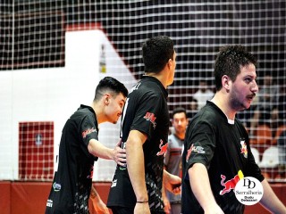 
<a style='margin-left: 5px;' class='btn btn-xs btn-social btn-facebook' href='https://www.facebook.com/sharer/sharer.php?u=https://ko-boladovale.web.getmuller.com.br/imgs/800-800-90/conteudo/fotos/2027/img4222.jpg' rel='popup' data-width='500' data-height='400'><i class='fa fa-facebook'></i>Compartilhar <span class='hidden-xs'>no Facebook</span>
</a> 
<a class='btn btn-default btn-xs' target='_blank' href='imgs/800-800-90/conteudo/fotos/2027/img4222.jpg'>
<span class='glyphicon glyphicon-cloud-download'></span> Salvar
</a> 
<span></span>